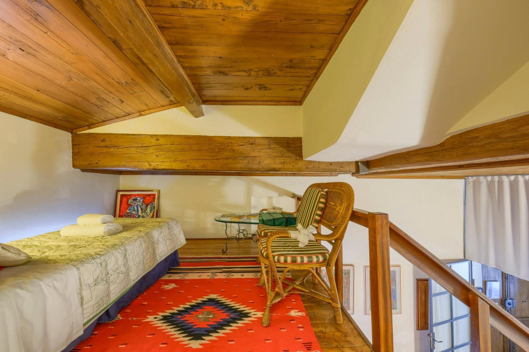 Casa Strozzi - *